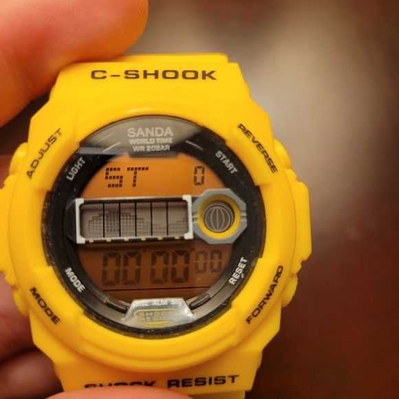 New Mustard Yellow Digital C shook Fashion watch - Picture 8 of 10